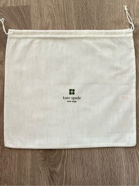 Kate Spade dust bag (C458)